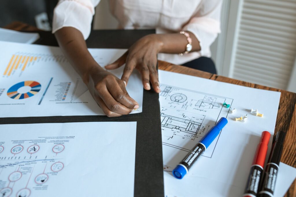 Mid-Career Professionals Embracing Flexible Work Arrangements