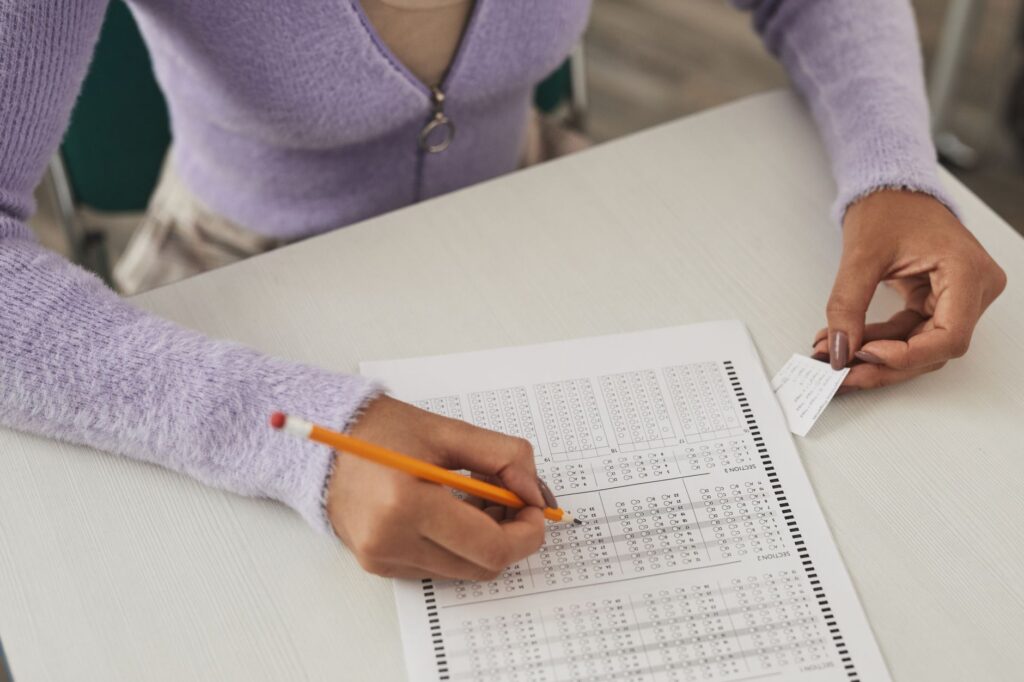 NEET UG 2026 Re‑Exam Candidate Alleges OMR Sheet Mismatch, Claims Low Score