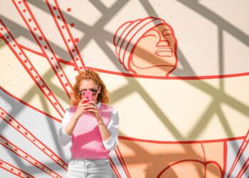 Neuroscience Redefines Creativity in the Digital Era