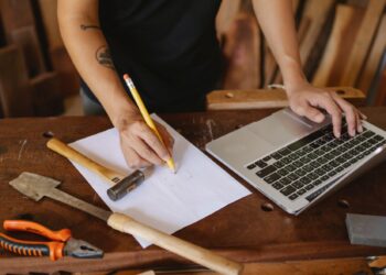 Niche Craft Mastery Reshapes Modern Career Paths