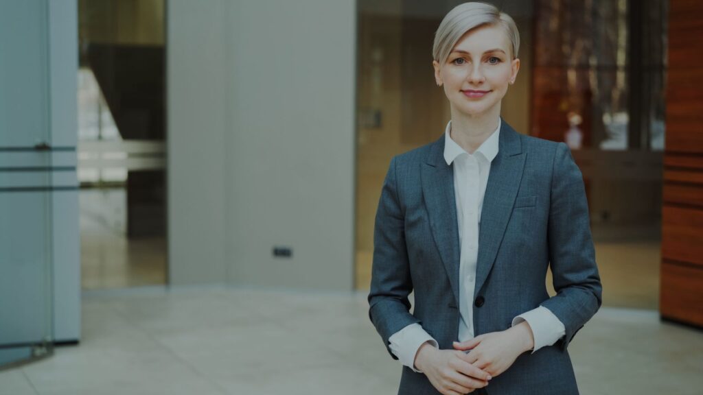 Non‑Traditional CEOs Redefine Global Corporate Leadership