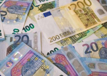 Paris‑Based FinTech Aria Secures €7 Million Series A Extension and Launches €240 Million Invoice‑Financing Debt Facility
