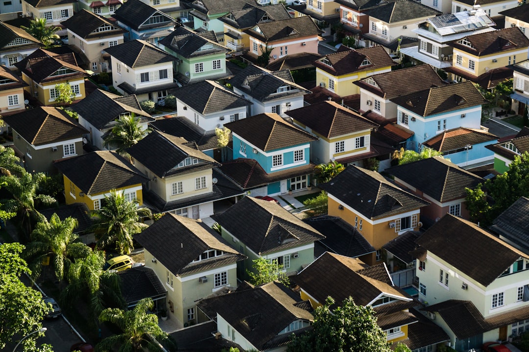 UK Housing Market Shows Signs of Recovery Amid Fragile Sentiment