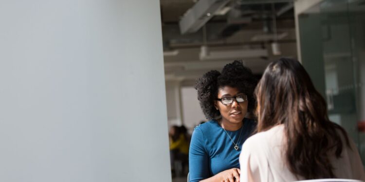 Reverse mentorship reshapes intergenerational knowledge flow