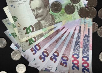 Russian Central Bank Lowers Benchmark Rate to 14% Amid Drone-Induced Inflation Spike