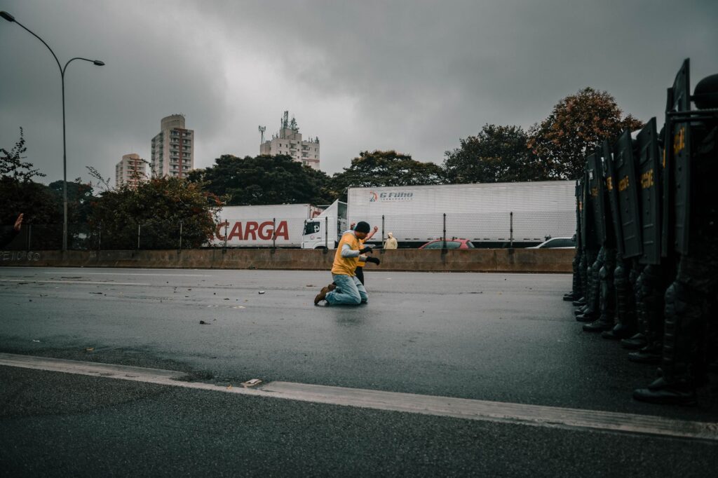 South African Anti‑Migrant Protests Force Hundreds of Immigrants to Abandon Homes