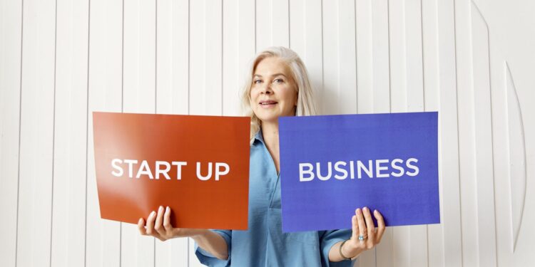 Stop‑and‑Start Careers Strengthen Economic Mobility