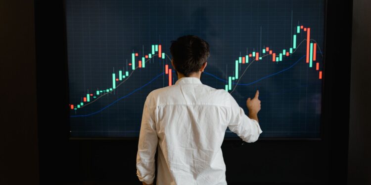 Tech Pros Face AI Hiring Surge