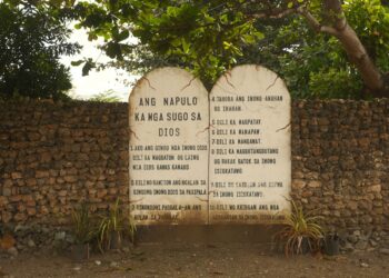 Texas Parents File Lawsuit Seeking Removal of Ten Commandments Displays from Public Schools
