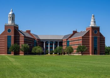 Texas Senate Higher Education Committee Holds Hearings on Senate Bill 37 and University Endowments
