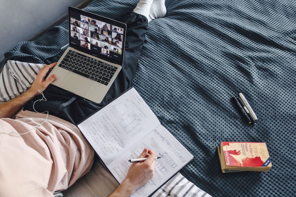 Unaccredited Courses Redefine College Credit Landscape
