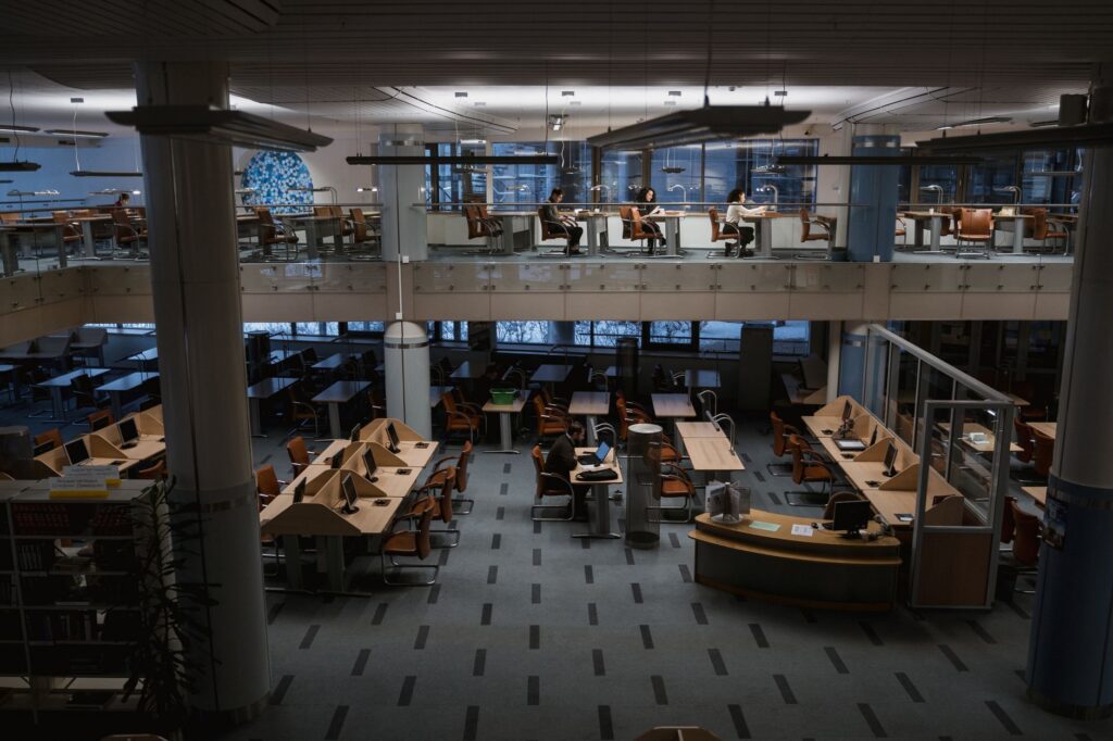 University Budget Cuts Prompt Students to Convert Office Areas into Study Spaces