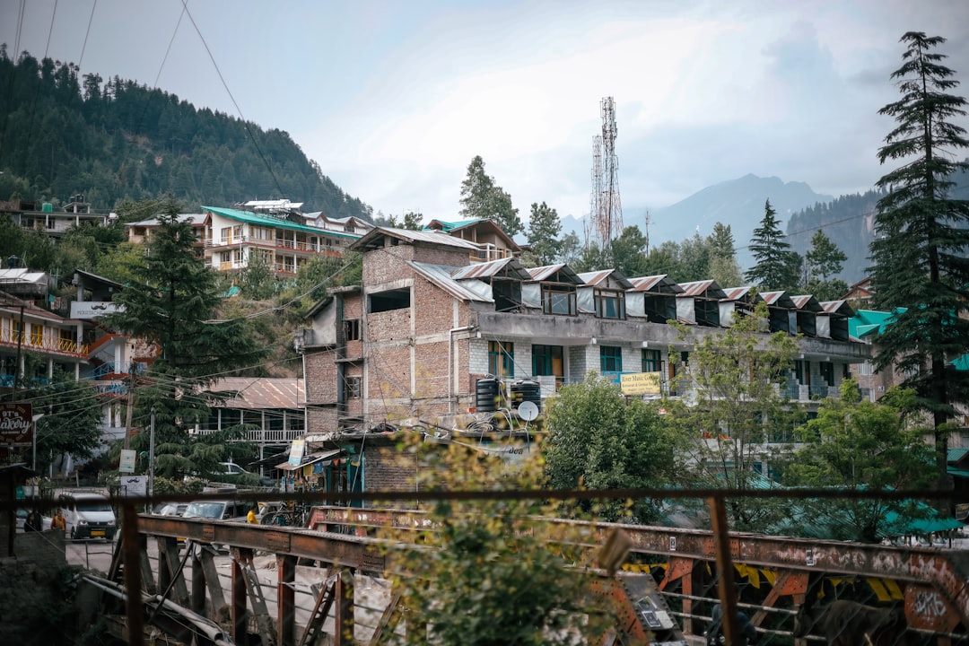 Himachal's Innovation Policy Boosts Rs 2-Cr for Education