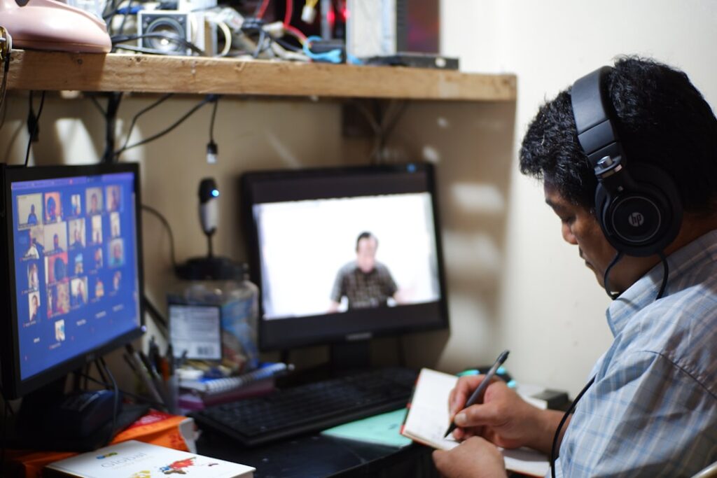 Virtual mentorship reshapes student outcomes and confidence