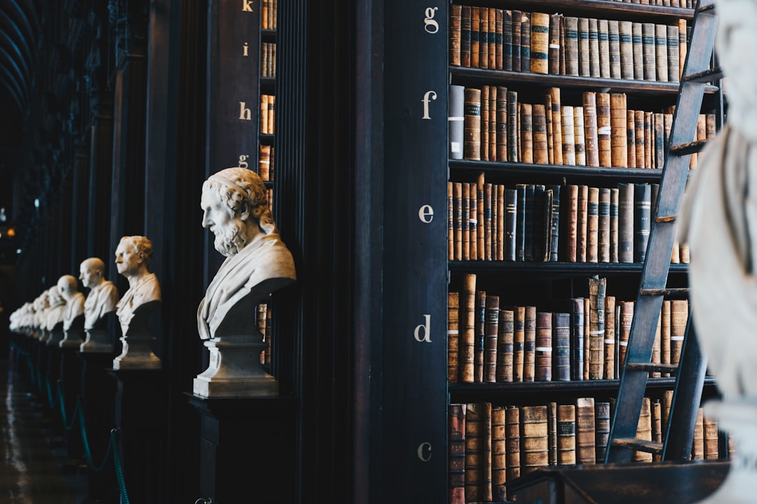 Librarians Lead the Charge in Viral ‘Avoiding AI’ Workshops