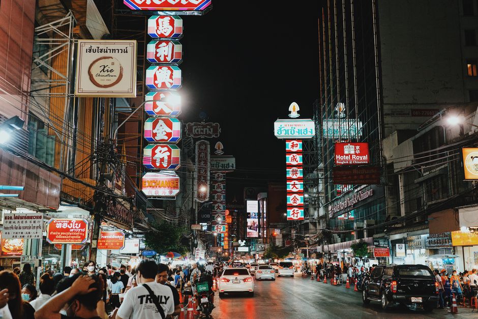 Thai Growth Slows to 1.9% as Energy Prices Counter Stimulus