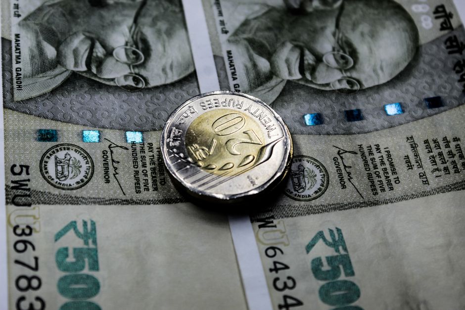 Rupee Falls to 95.38 Against U.S. Dollar Amidst Market Pressures