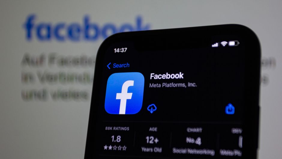 Social Media Lawsuits Challenge Big Tech Dominance