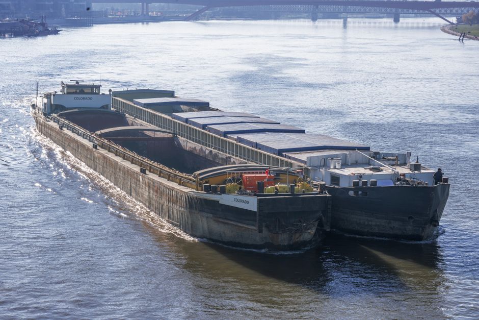 Europe's Heat Wave Disrupts Key River Shipping Route