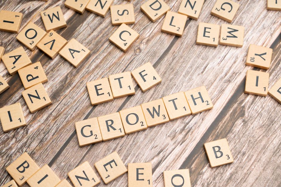 Mutual Funds Embrace Longer Holds, Boost Equity