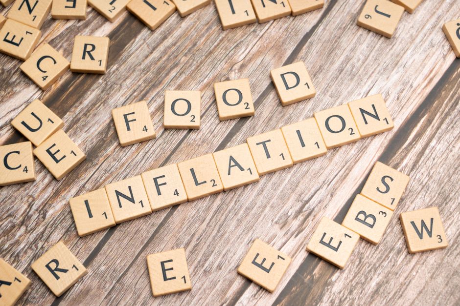 Inflation Eases, Prices Stay High Amid Ongoing Conflict