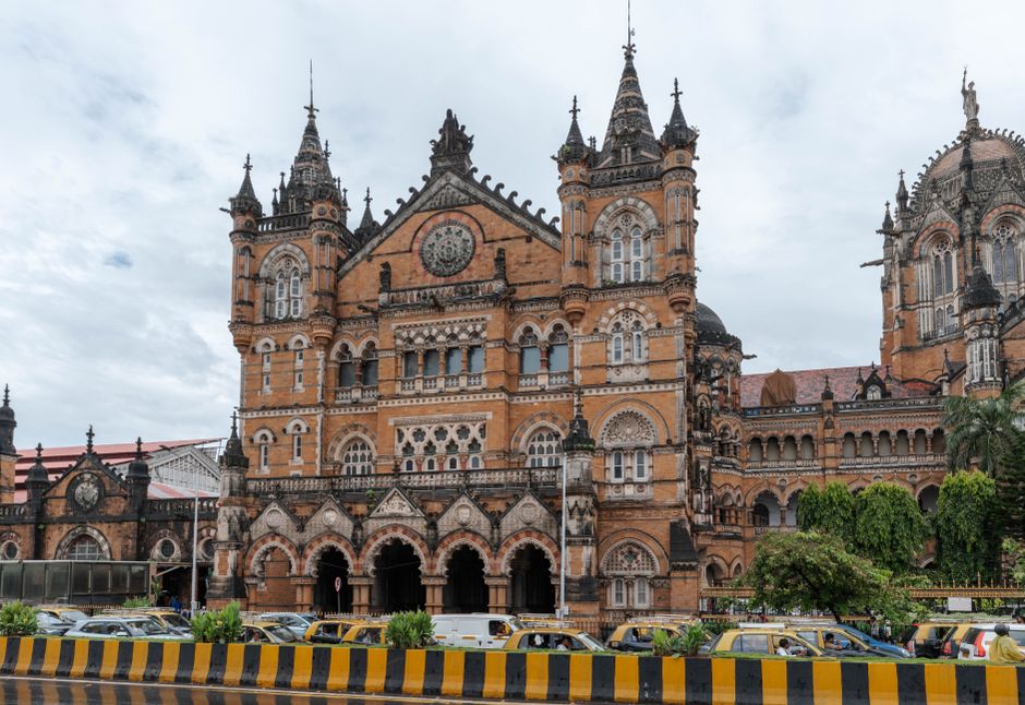 Maharashtra Cracks Down on Unauthorized Class 11 Admissions