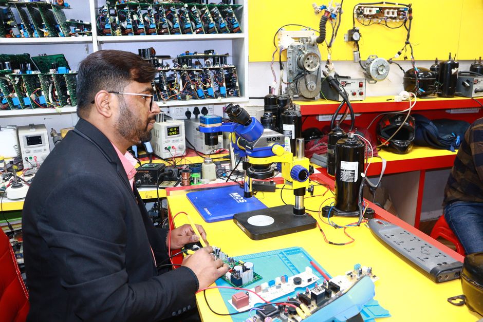 Mahindra University Celebrates 1,309 New Graduates | Career Outlook