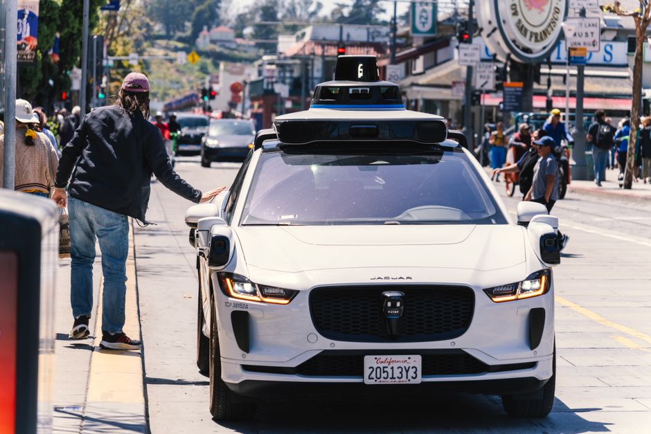 Waymo’s Growth Exposes New Autonomous Vehicle Challenges