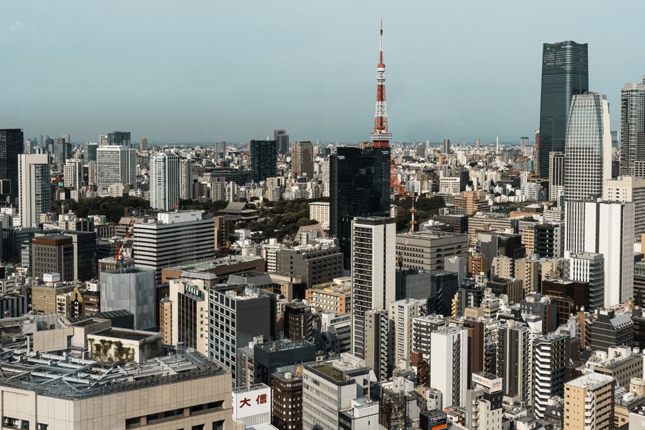 Japan’s Wages Grow Most Since 1997, Keeping BOJ on Rate Hike Path