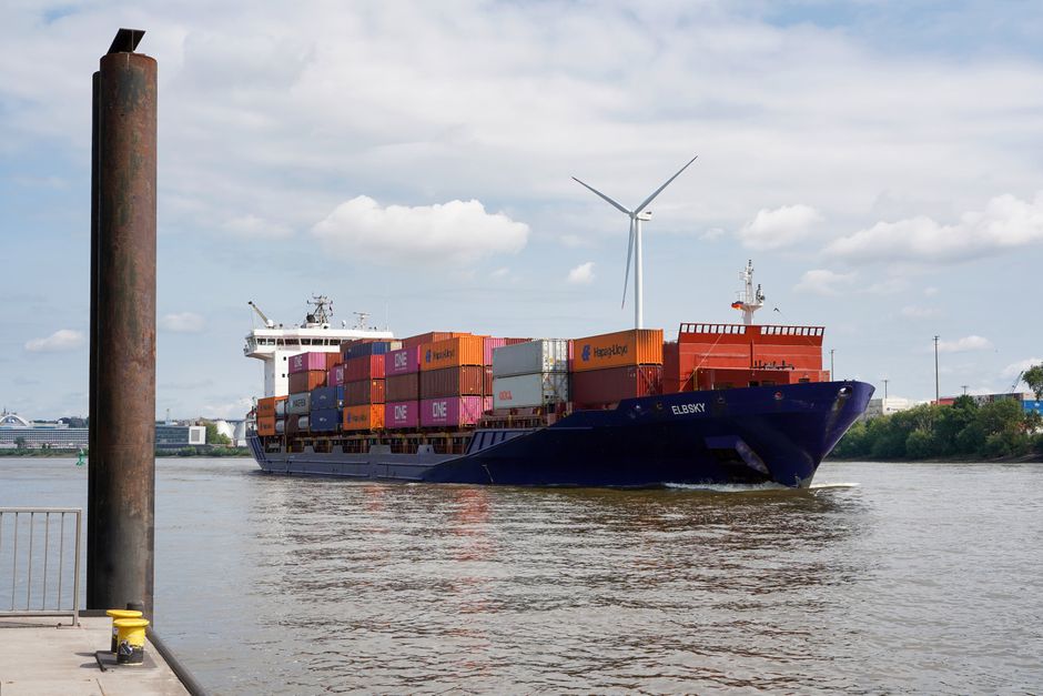 India’s Wind Turbine Manufacturers Push for Export Incentives