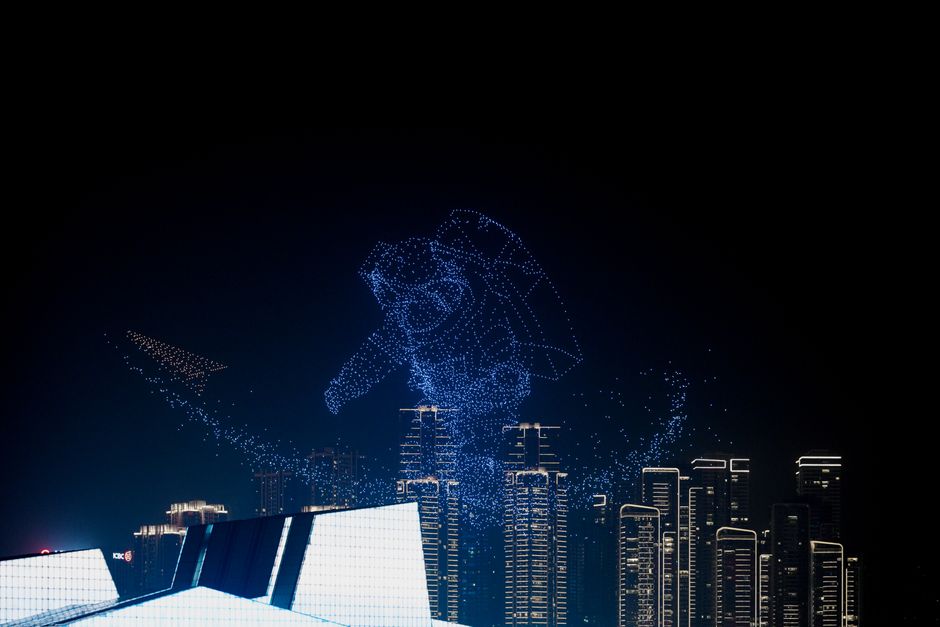 Drone Swarms Push AI Deeper Into Modern Warfare