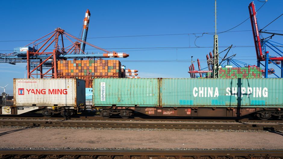 Central Europe Embraces China Amid German Decline