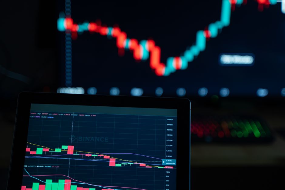Binance Employee Detentions Ignite Compliance Debate