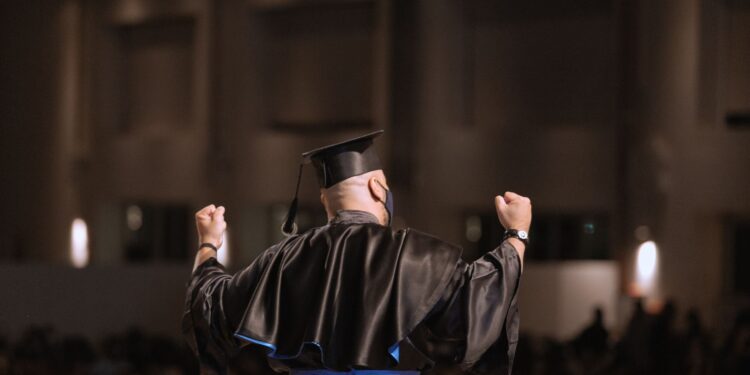 51-Year-Old Completes Medical Degree After Years of Study