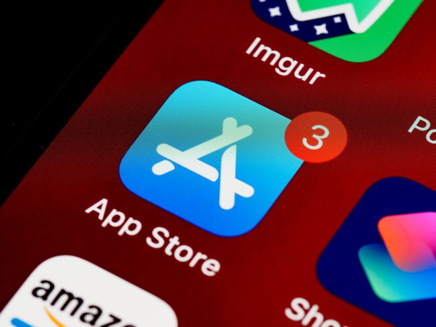 Apple Reduces App Store Fees for Developers in the EU