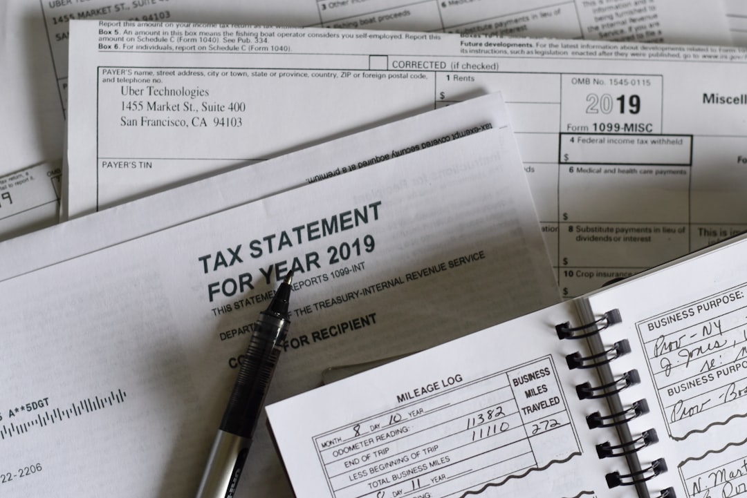 ITR-7 Tax Liability Soars to ₹1,043 Crore in AY26