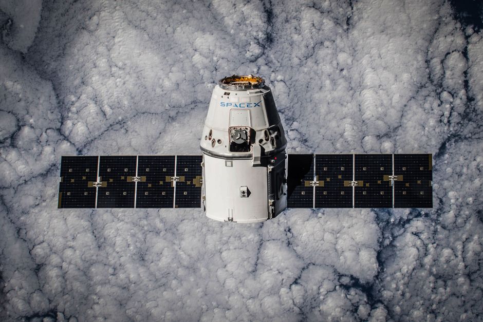 SpaceX, in First Earnings After IPO, Reports Soaring AI Spending