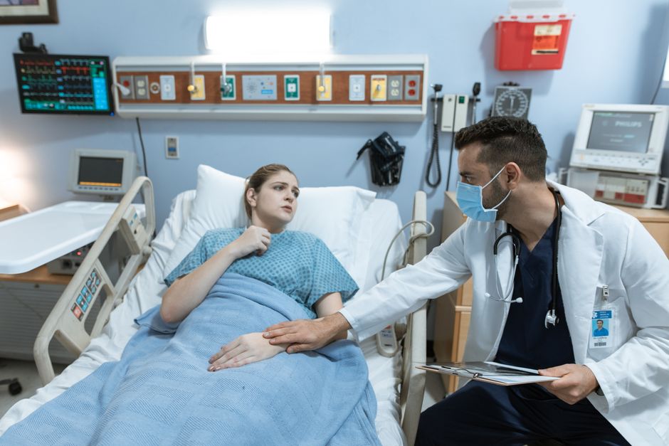PG Doctors Withdraw from Emergencies Amid Protests | Career Outlook