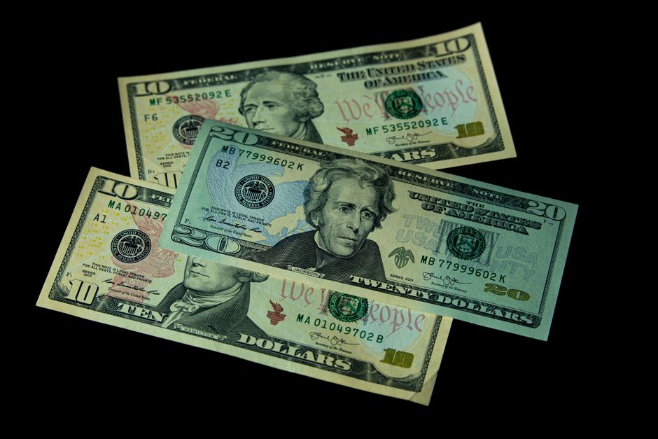 India’s Dollar Deluge Creates a Problem of Plenty