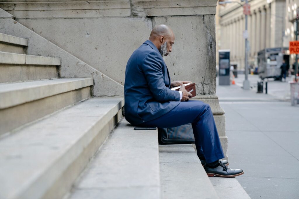 7 Strategies for Simplifying Career Goal Setting: A Step-by-Step Guide to Achieving Work-Life Harmony