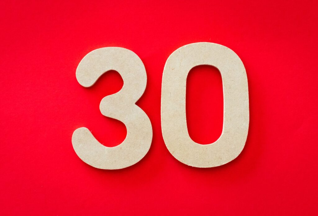 7 Strategies to Craft a 30-Second Elevator Pitch That Lands Interviews
