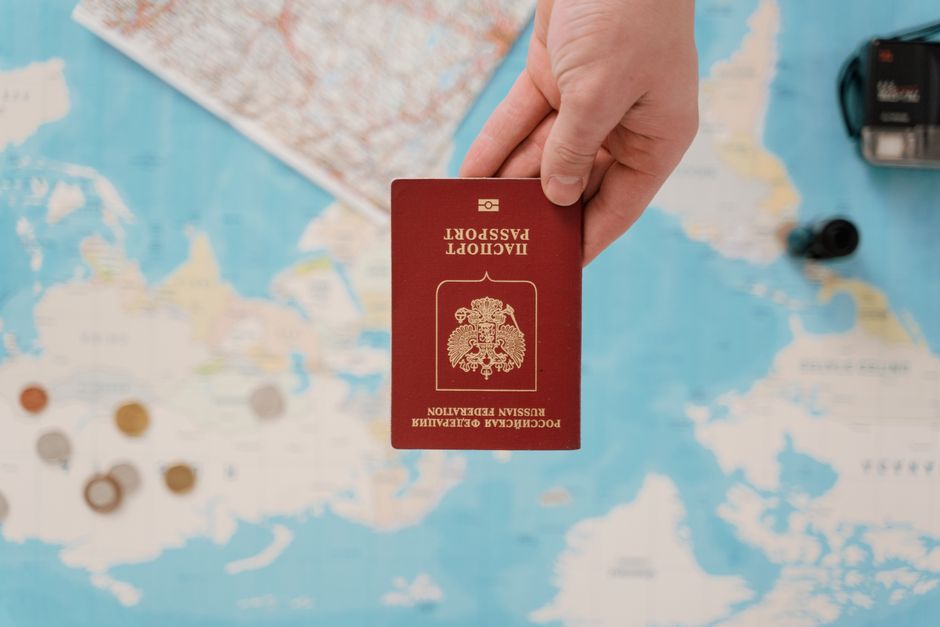 US Universities Urge International Students to Exit Now