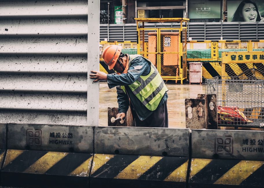 Chinese Workers Fear AI Job Displacement | Career Outlook