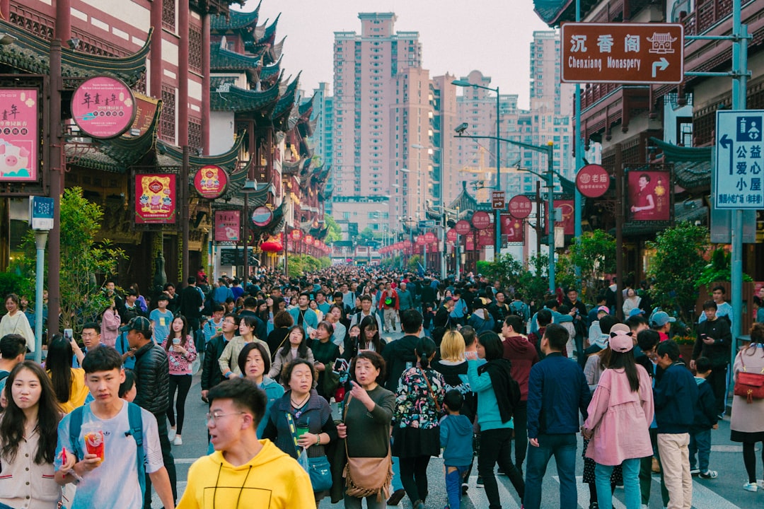 Chinese Workers Fear AI Job Displacement | Career Outlook