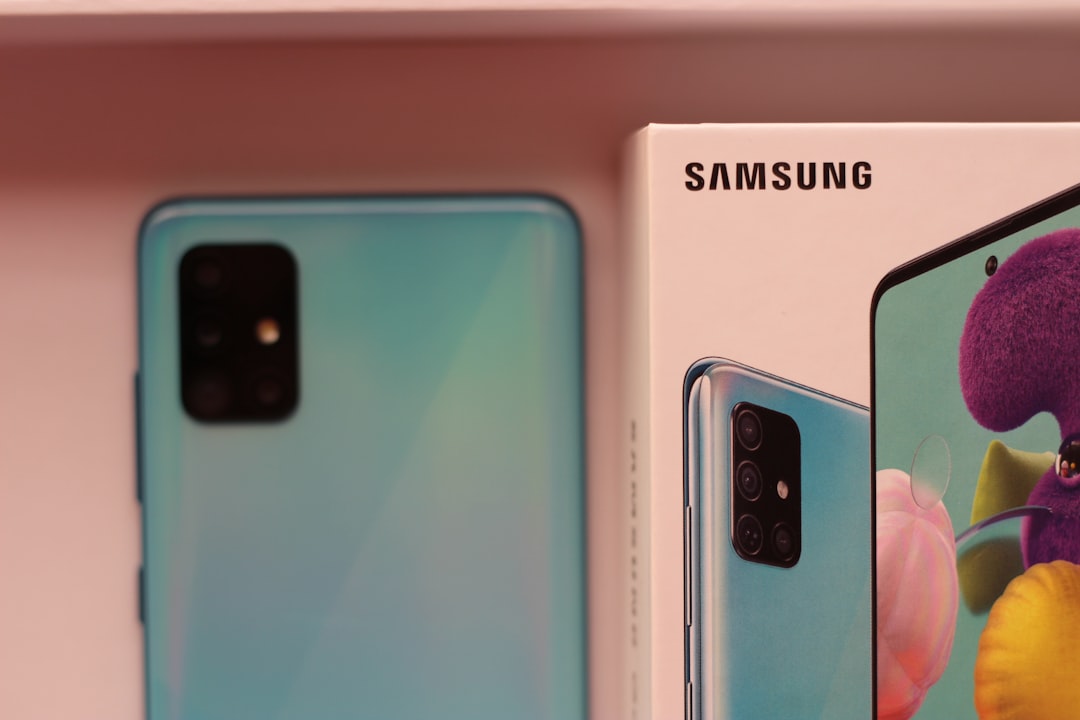 Samsung India Cuts 100 Executives Amid Business Pressure