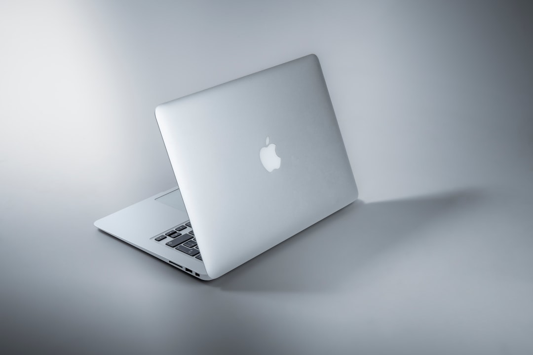 MacBook Air Faces Stock Challenges Amid Memory Shortages