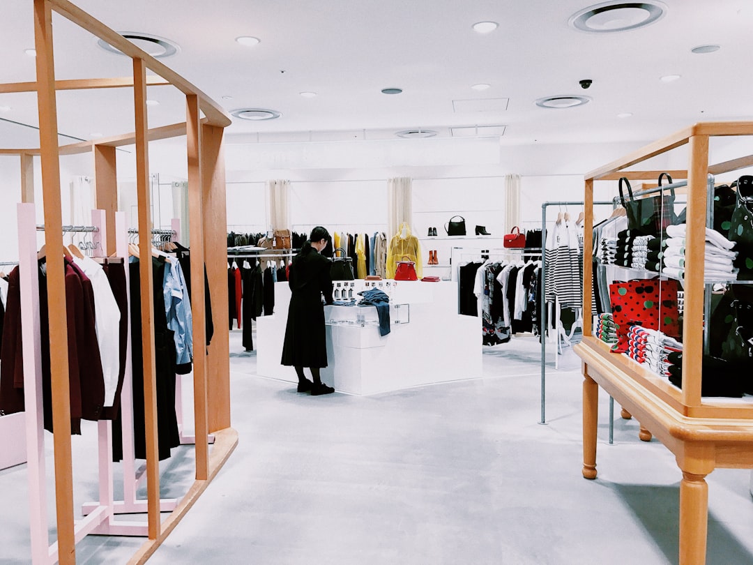 UK Retailers Create 100,000 Jobs for Young People
