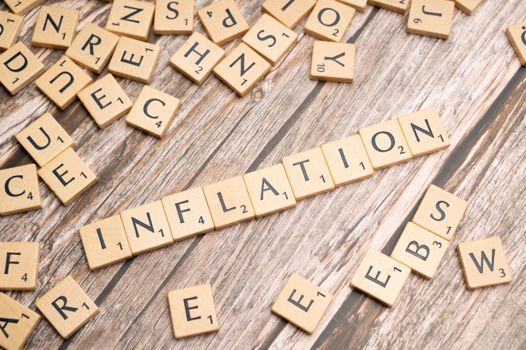 Fed Chairman Seeks to Calm Concerns About Elevated Inflation