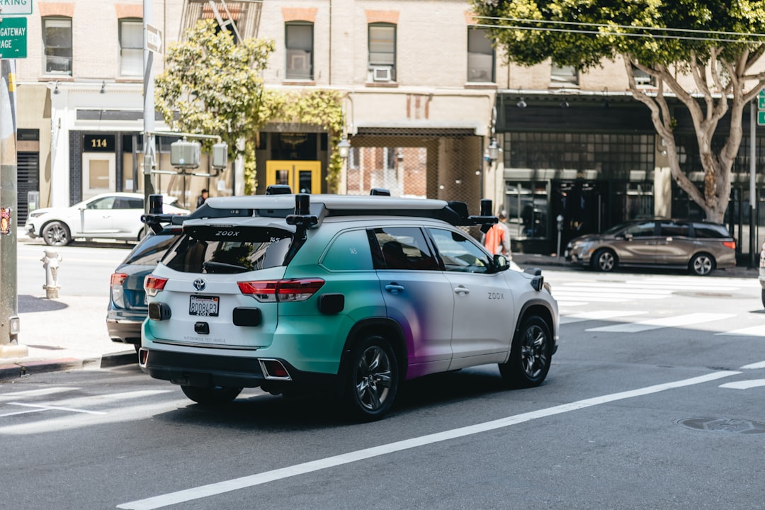 California Tests Self-Driving Trucks on Highways