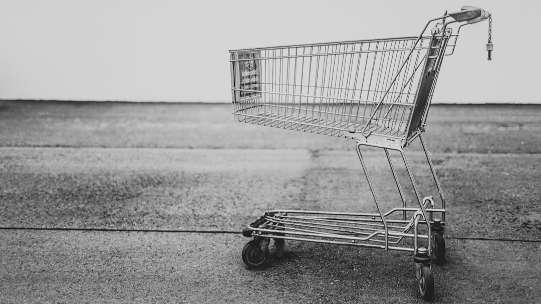 AI Shopping Trolleys Transform Retail Experience
